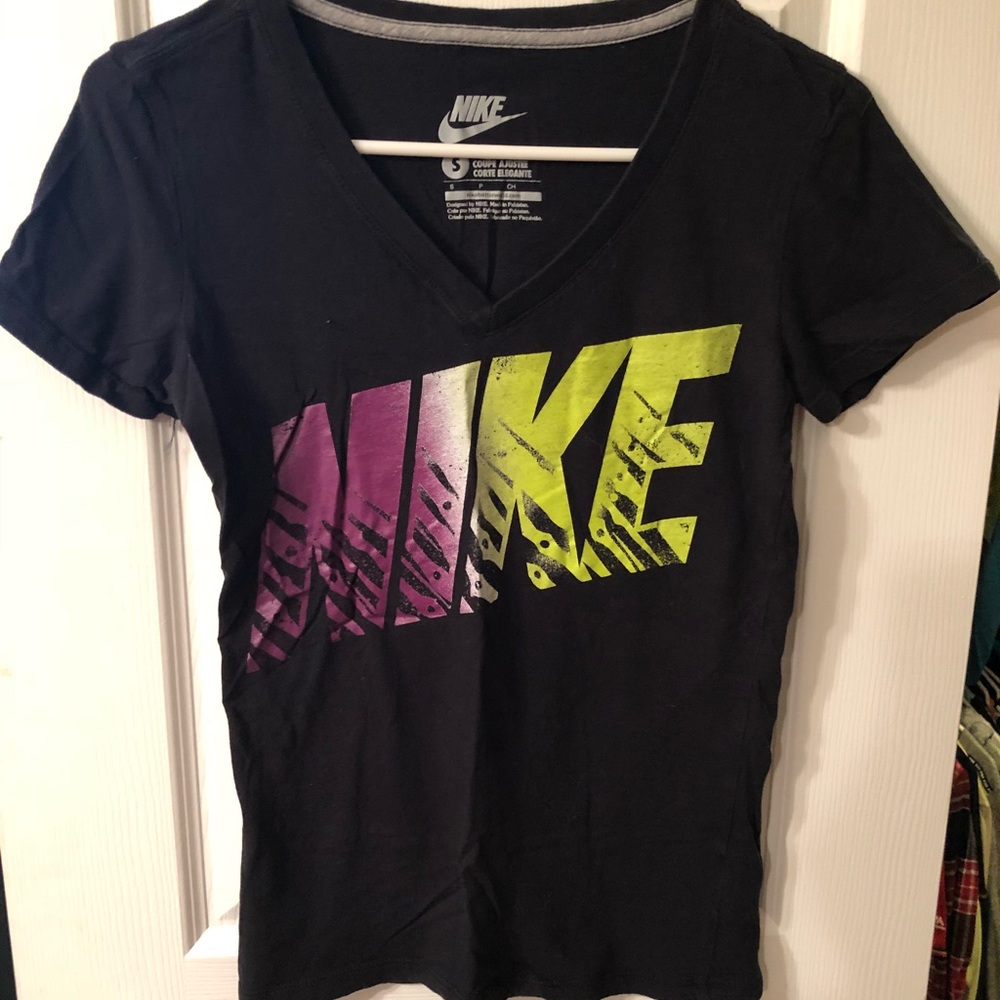 Women’s shirt